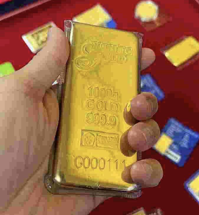 emas Public Gold 1 kilogram